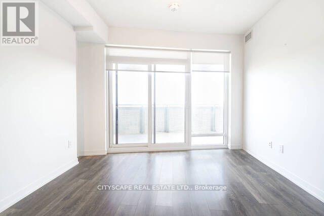 1507 - 2520 Eglinton Avenue W, Mississauga, Ontario  L5M 0Y9 - Photo 6 - W12388879