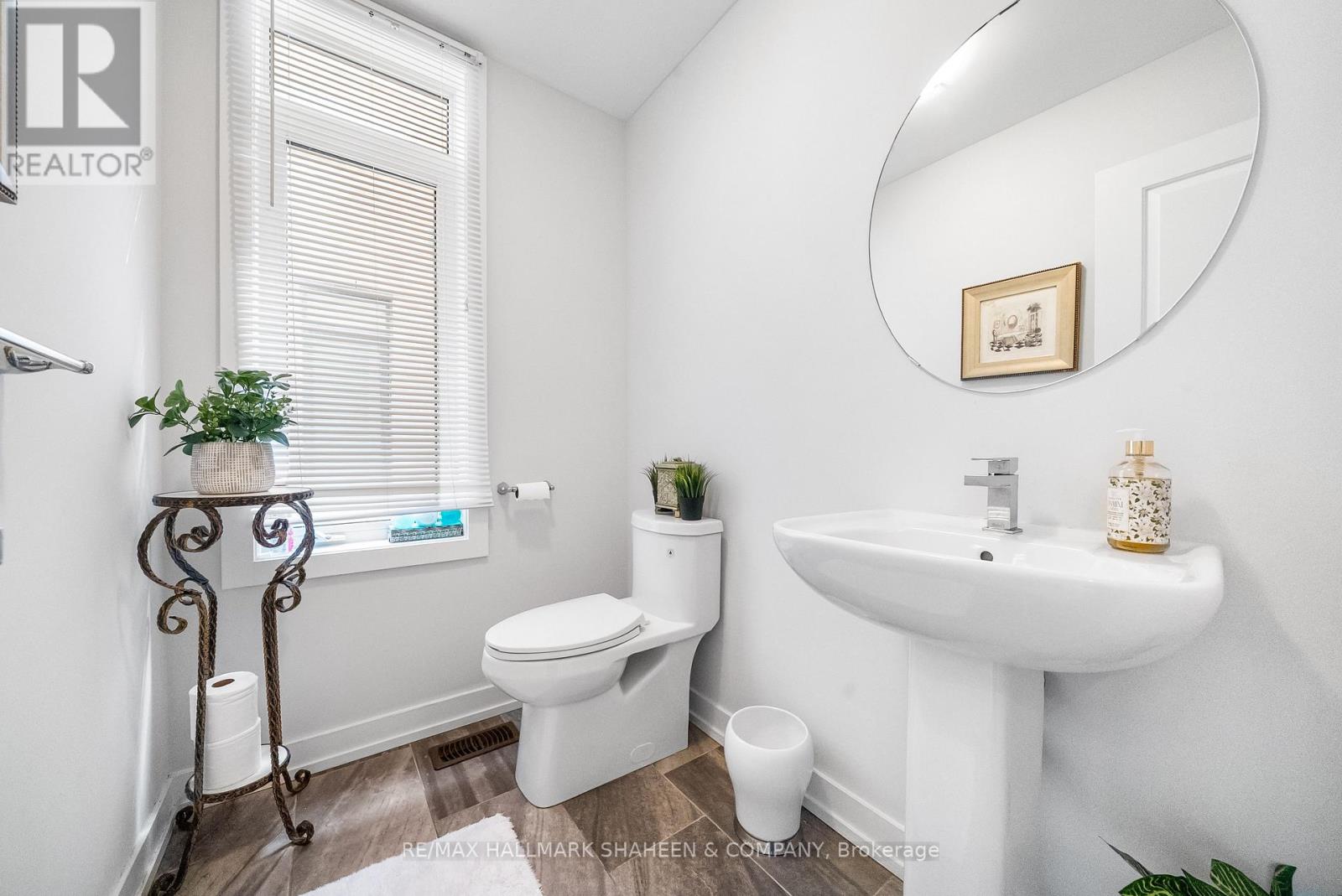 46 Troon Avenue, Vaughan, Ontario  L6A 4Z2 - Photo 27 - N12389217