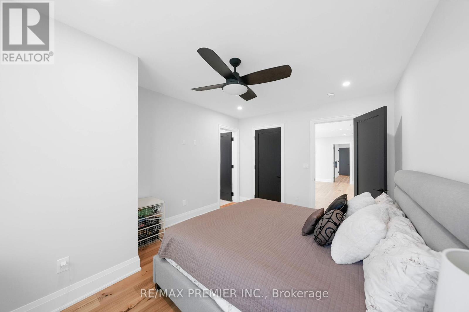 42 Alice Street, East Gwillimbury, Ontario  L0G 1M0 - Photo 41 - N12389244