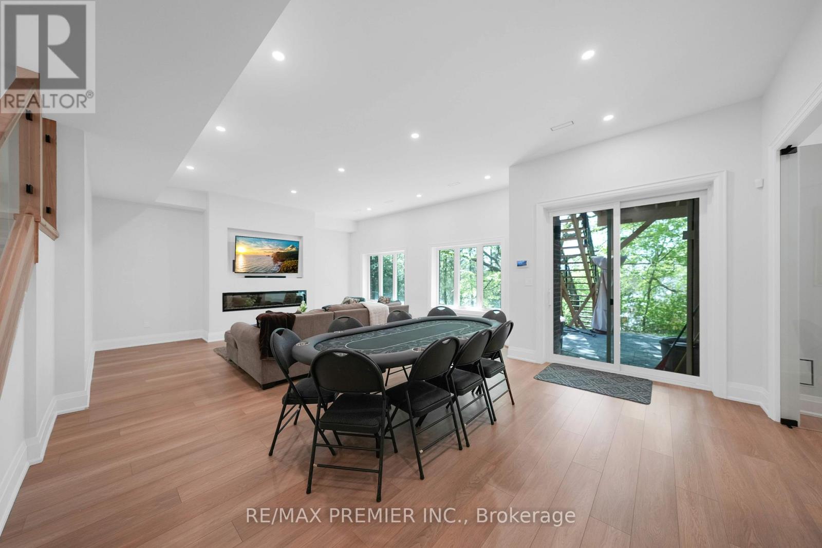 42 Alice Street, East Gwillimbury, Ontario  L0G 1M0 - Photo 46 - N12389244
