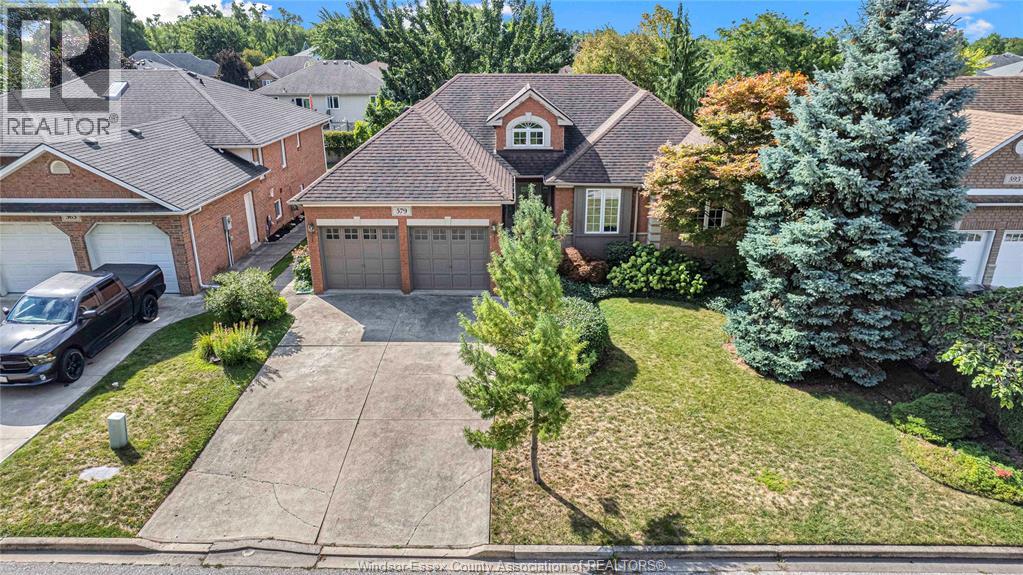 579 Cousineau Road, Windsor, Ontario  N9G 1V6 - Photo 3 - 25022737