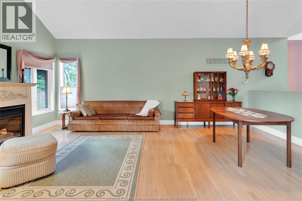579 Cousineau Road, Windsor, Ontario  N9G 1V6 - Photo 9 - 25022737