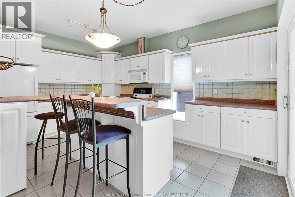 579 Cousineau Road, Windsor, Ontario  N9G 1V6 - Photo 11 - 25022737