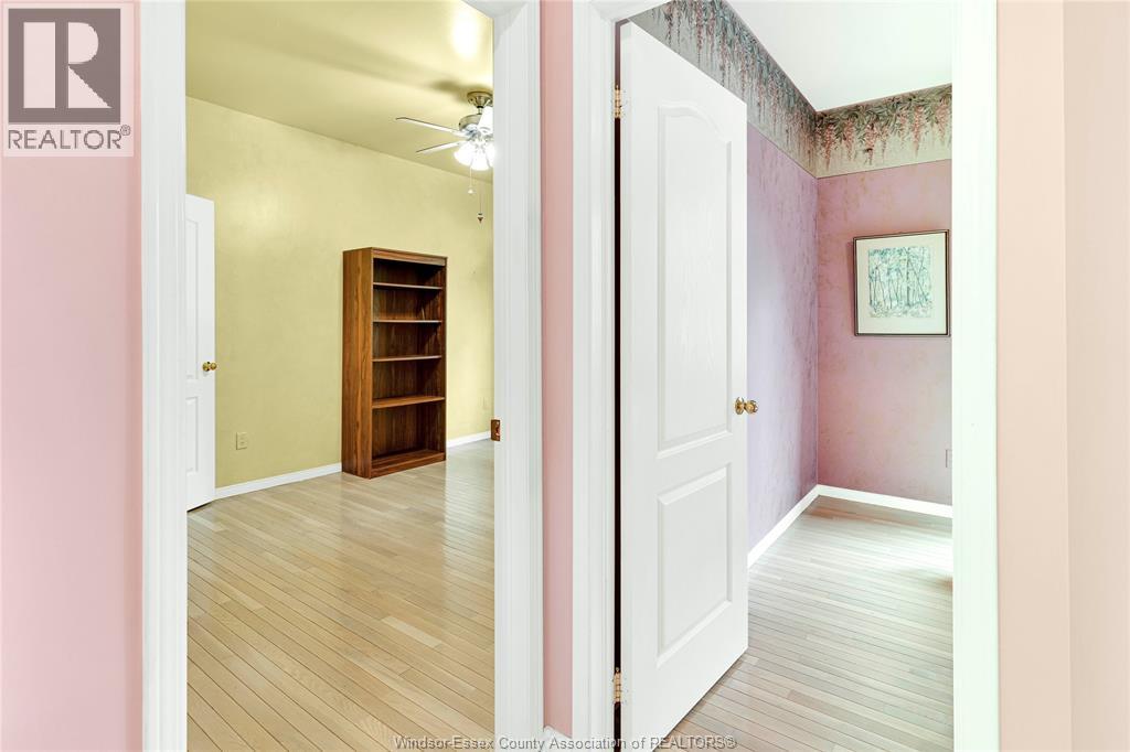 579 Cousineau Road, Windsor, Ontario  N9G 1V6 - Photo 18 - 25022737