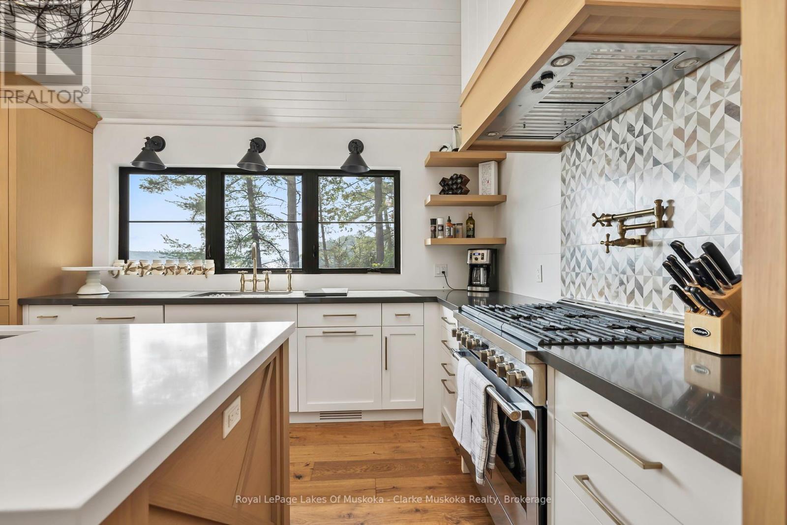 9 - 1184 Mortimer's Point Road, Muskoka Lakes, Ontario  P0B 1J0 - Photo 8 - X12389383