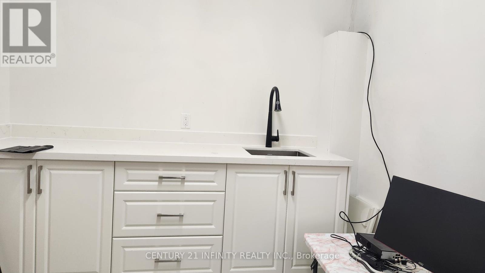 136 Simcoe Street S, Oshawa, Ontario  L1H 4G9 - Photo 11 - E12389278