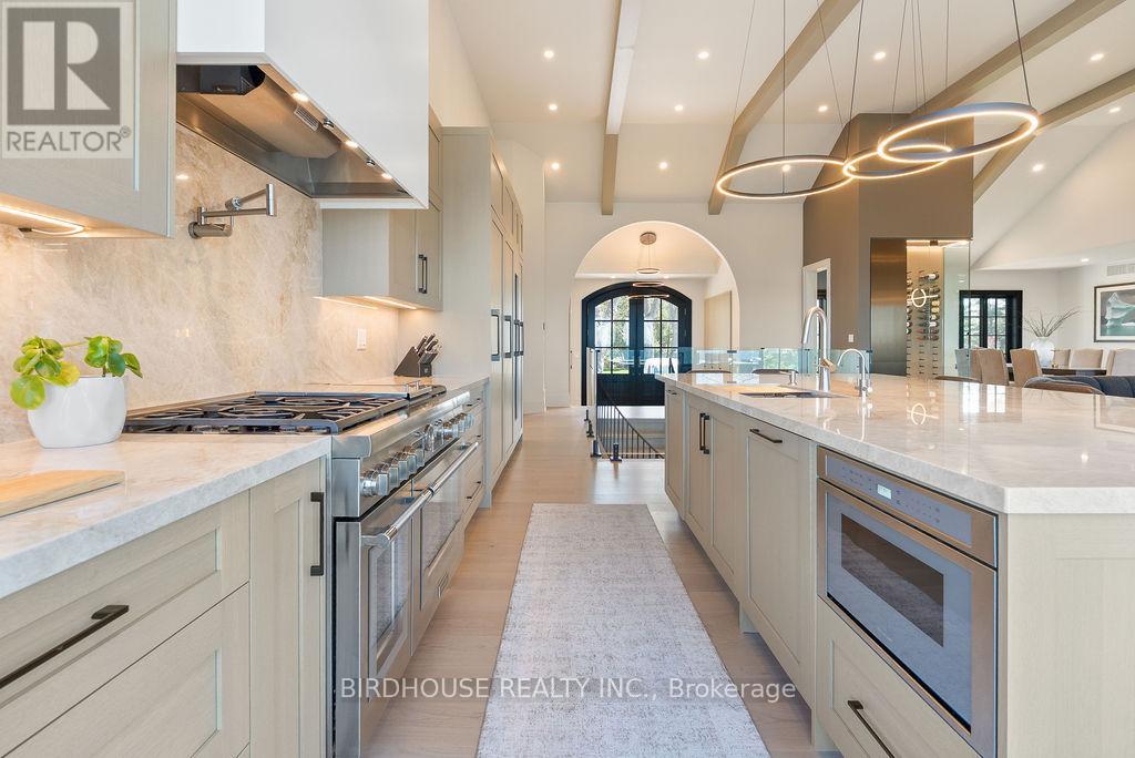 16 Garden Gate, Brock, Ontario  L0K 1A0 - Photo 8 - N12389415