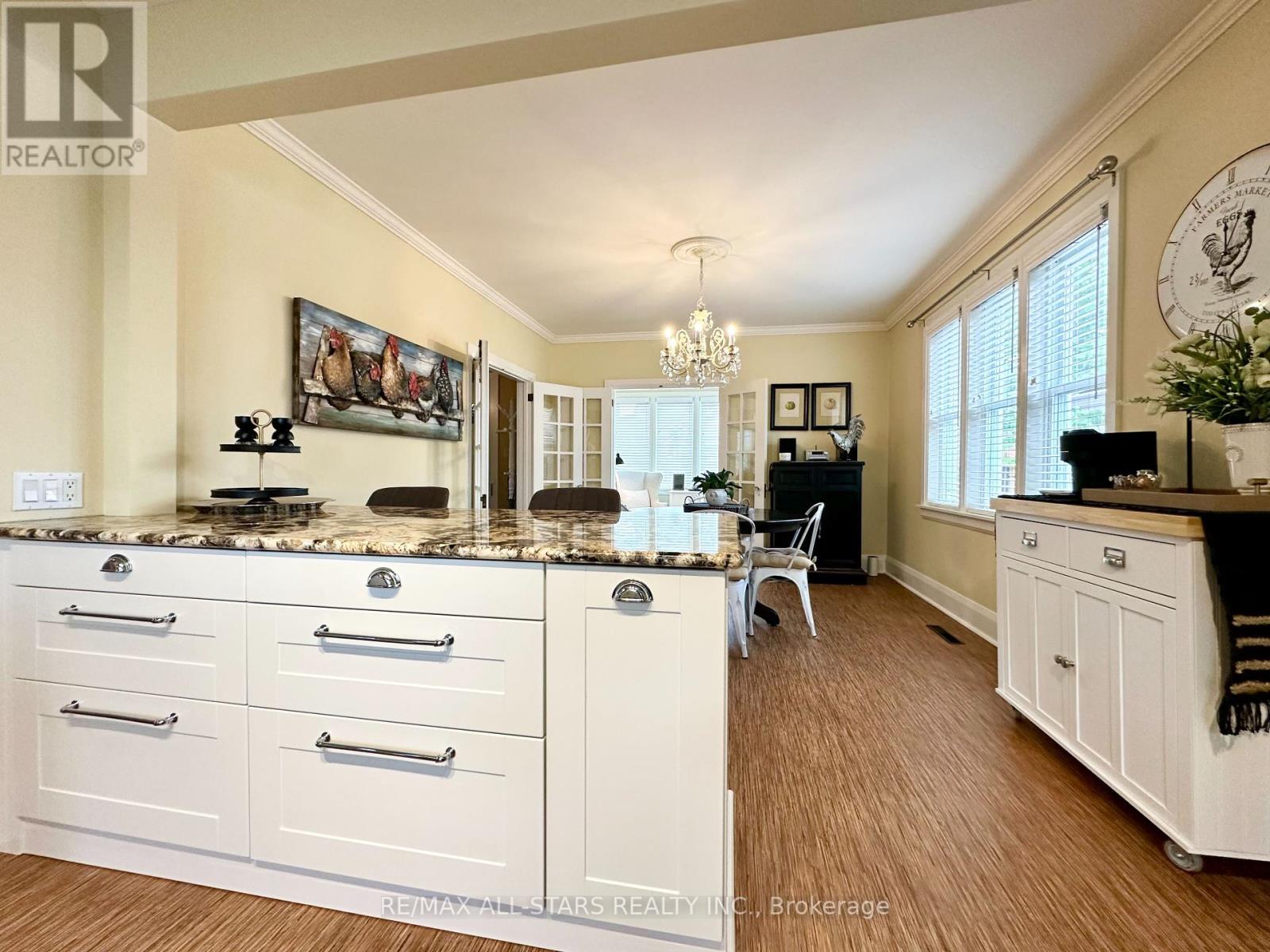 18 Joseph Street, Kawartha Lakes, Ontario  K0M 1A0 - Photo 12 - X12389290