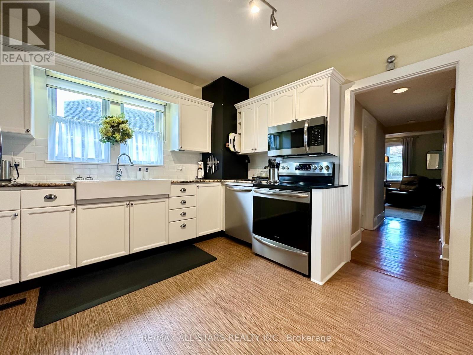 18 Joseph Street, Kawartha Lakes, Ontario  K0M 1A0 - Photo 20 - X12389290
