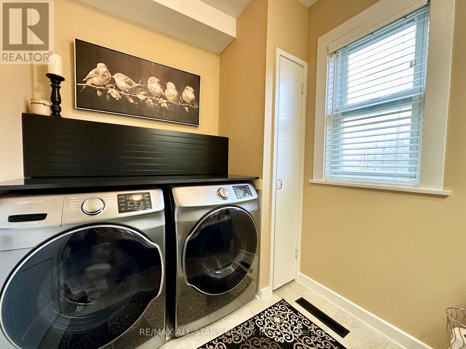 18 Joseph Street, Kawartha Lakes, Ontario  K0M 1A0 - Photo 22 - X12389290