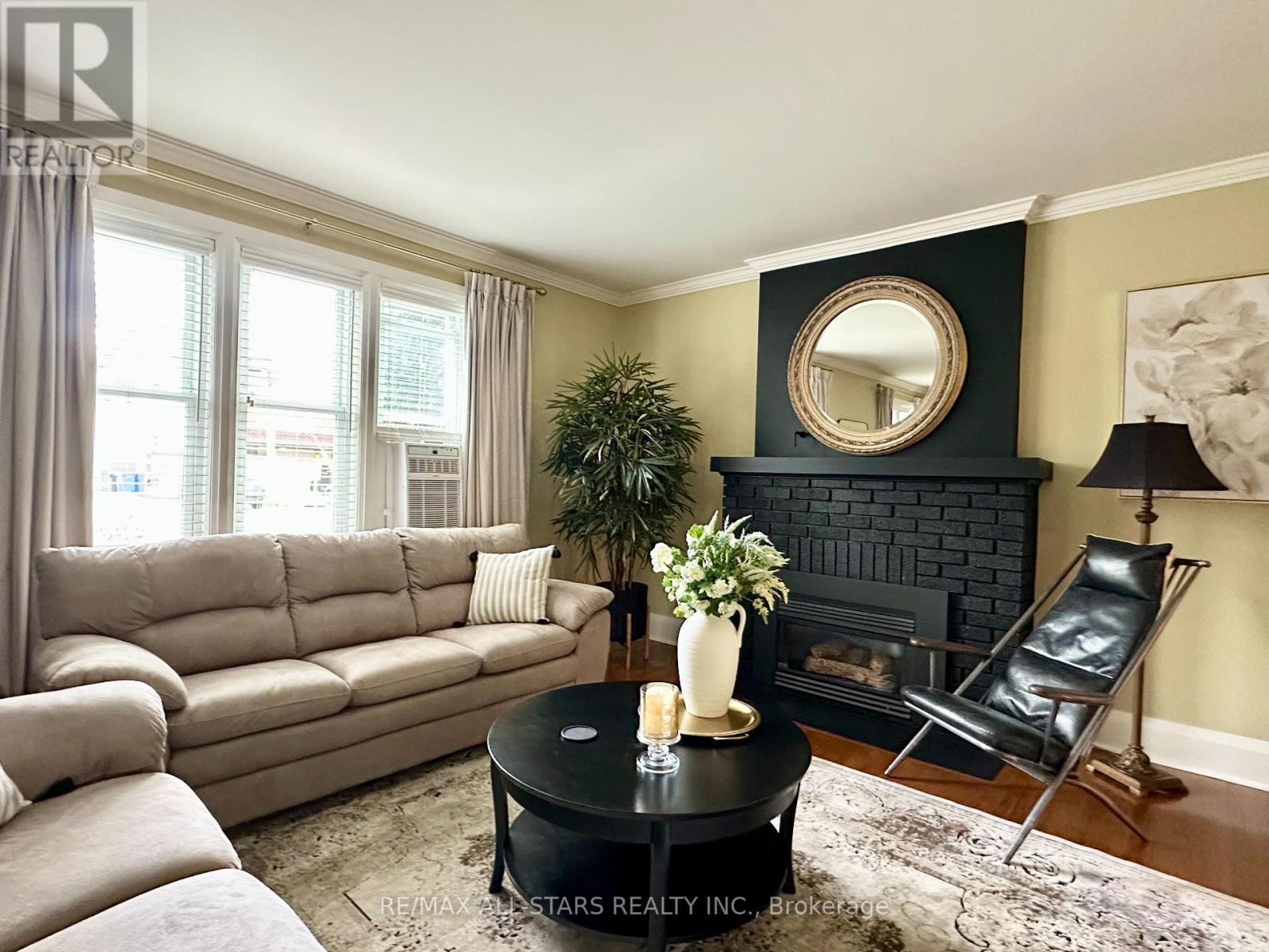 18 Joseph Street, Kawartha Lakes, Ontario  K0M 1A0 - Photo 26 - X12389290