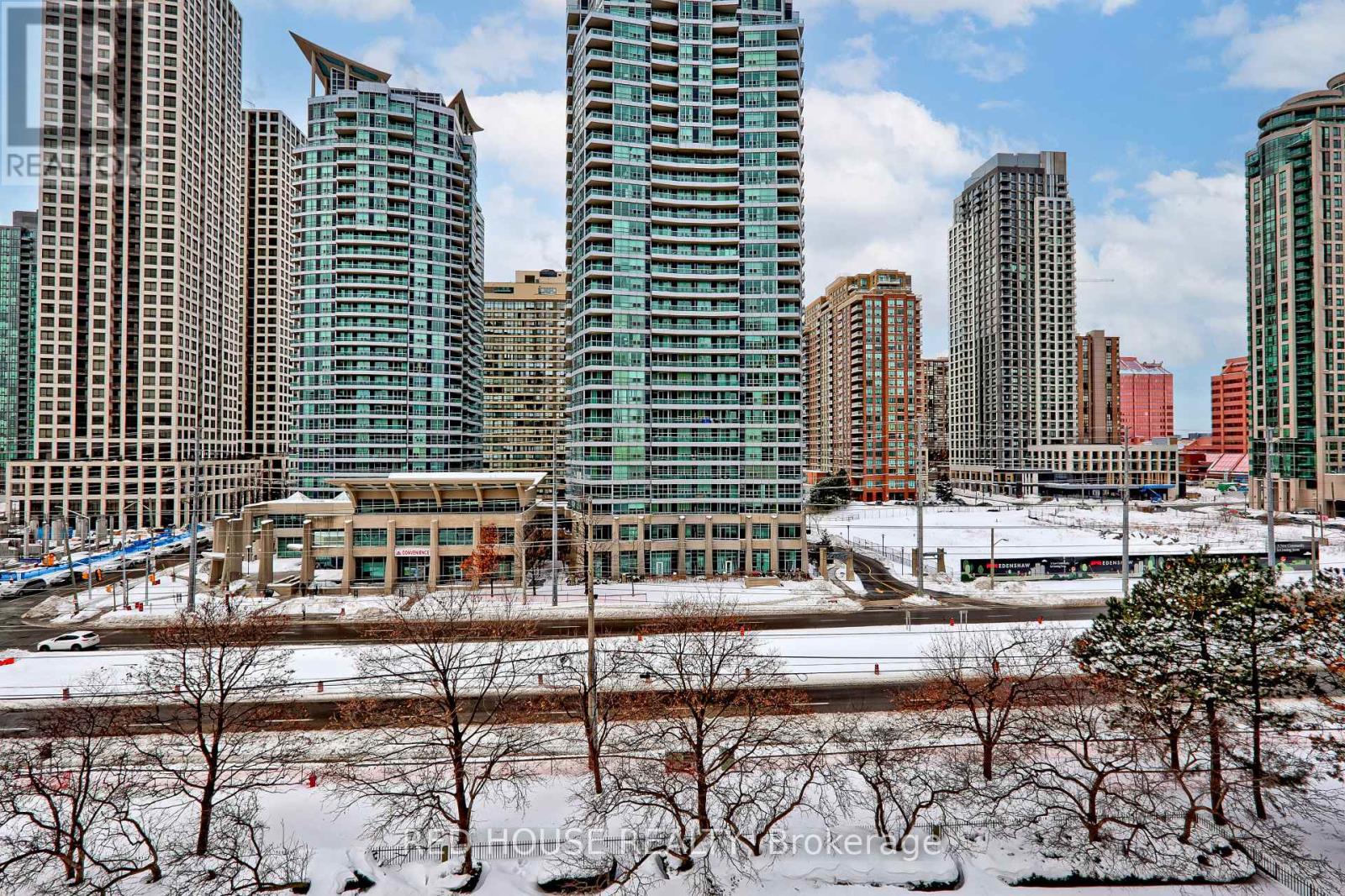 705 - 3590 Kaneff Crescent, Mississauga, Ontario  L5A 3X3 - Photo 39 - W12389254