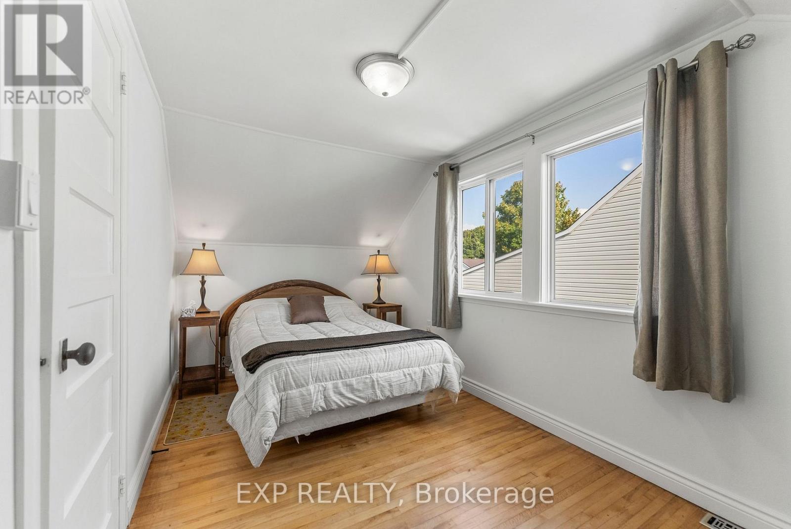 420 Dominion Street, Renfrew, Ontario  K7V 1H6 - Photo 17 - X12389418