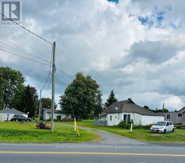 18787 County Rd 2 Road, South Glengarry, Ontario  K6H 7J8 - Photo 1 - X12389346
