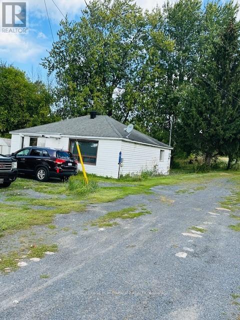 18787 County Rd 2 Road, South Glengarry, Ontario  K6H 7J8 - Photo 10 - X12389346