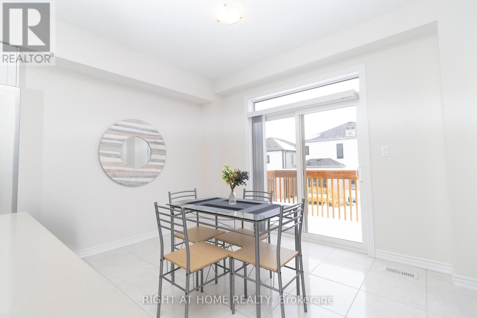 36 Ford Street, Brant, Ontario  N3L 0M6 - Photo 23 - X12389214
