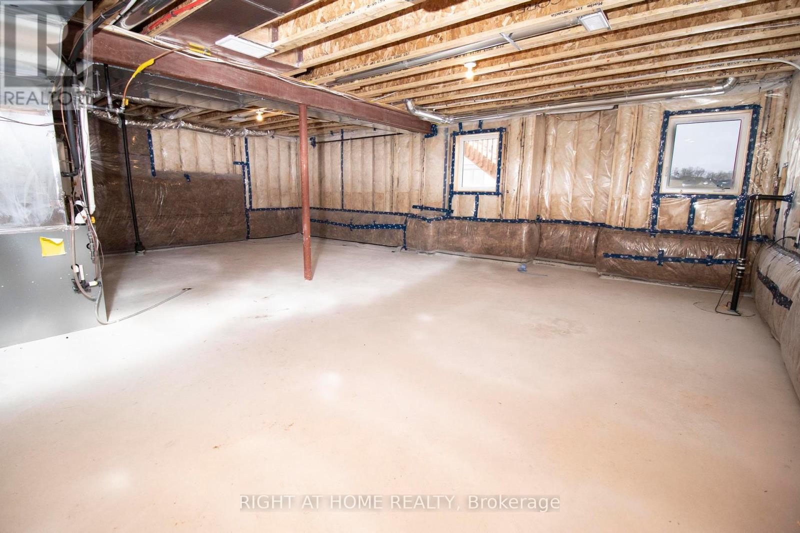 36 Ford Street, Brant, Ontario  N3L 0M6 - Photo 39 - X12389214