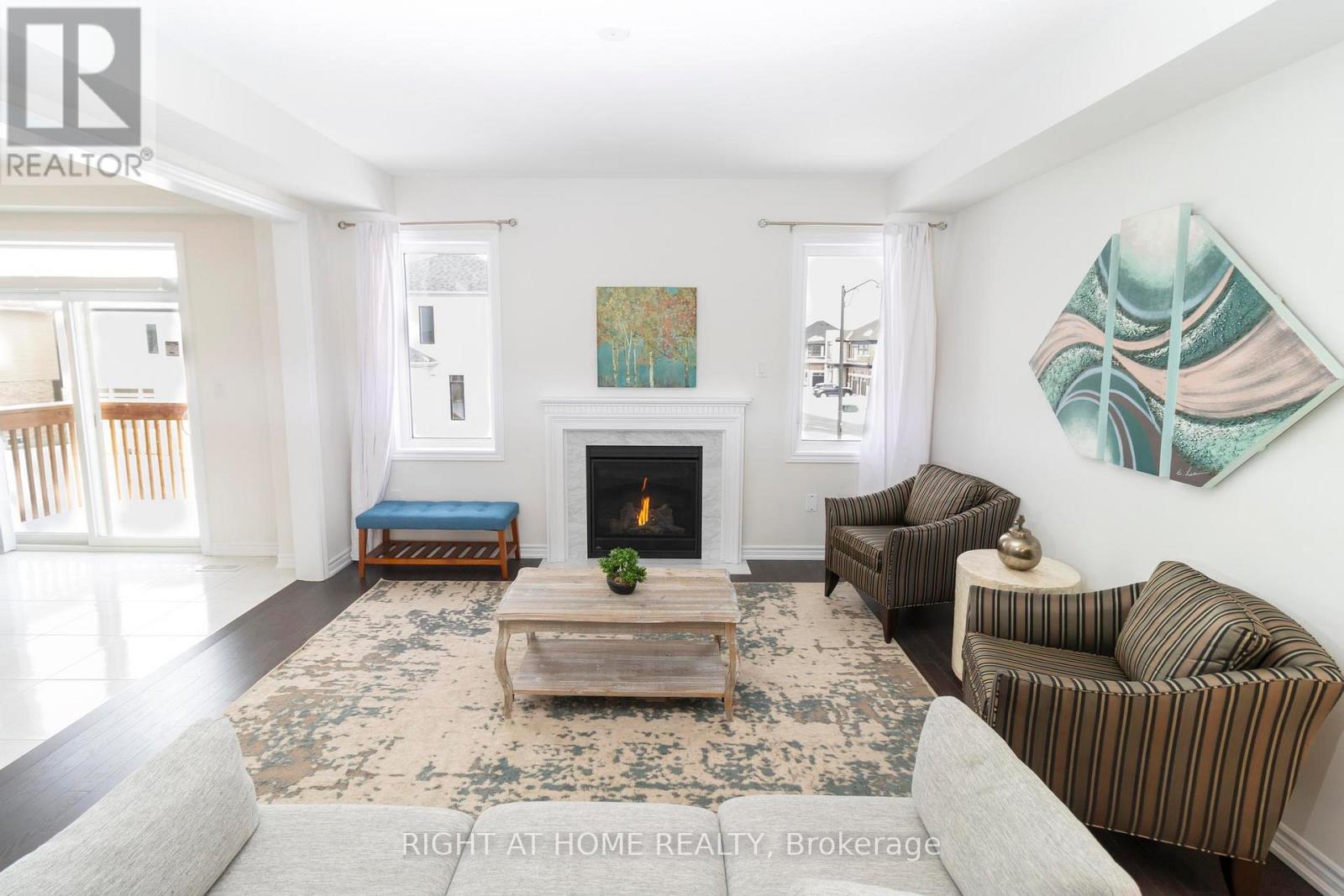 36 Ford Street, Brant, Ontario  N3L 0M6 - Photo 8 - X12389214