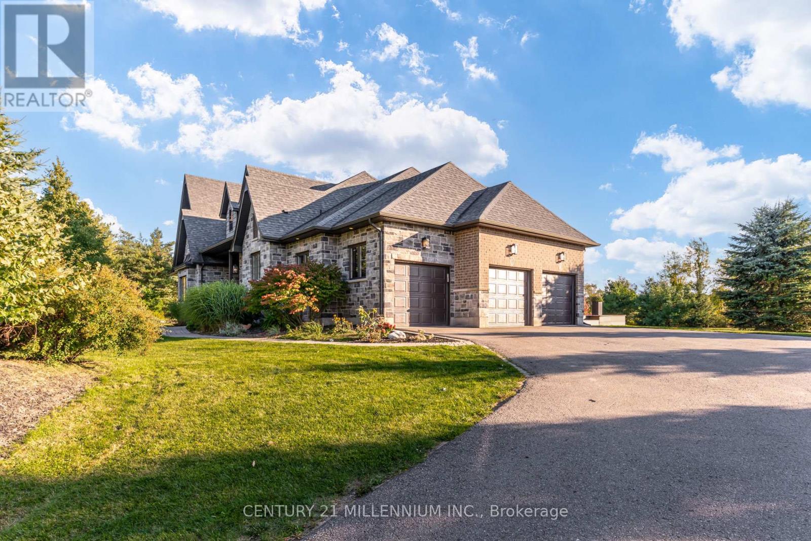 5840 Tenth Line, Erin, Ontario  N0G 1T0 - Photo 3 - X12389220