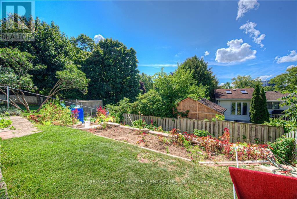 164 Green Valley Drive, Kitchener, Ontario  N2P 1C4 - Photo 32 - X12389258