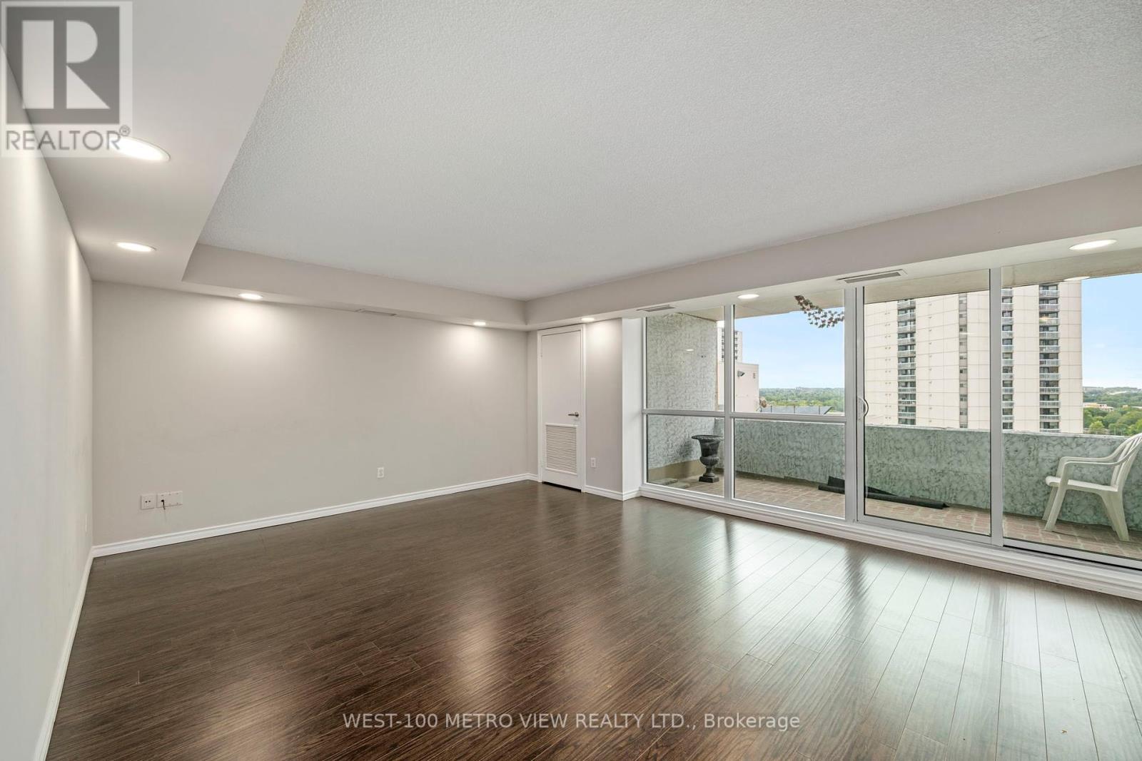 1602 - 389 Dundas Street, London East, Ontario  N6B 3L5 - Photo 10 - X12389262