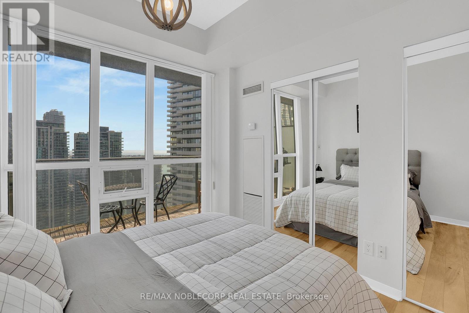 4407 - 55 Bremner Boulevard, Toronto, Ontario  M5J 0A6 - Photo 18 - C12389188