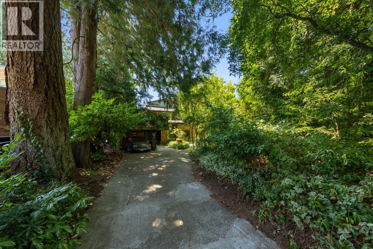 3060 W 45th Avenue, Vancouver, British Columbia  V6N 3M1 - Photo 4 - R3032985