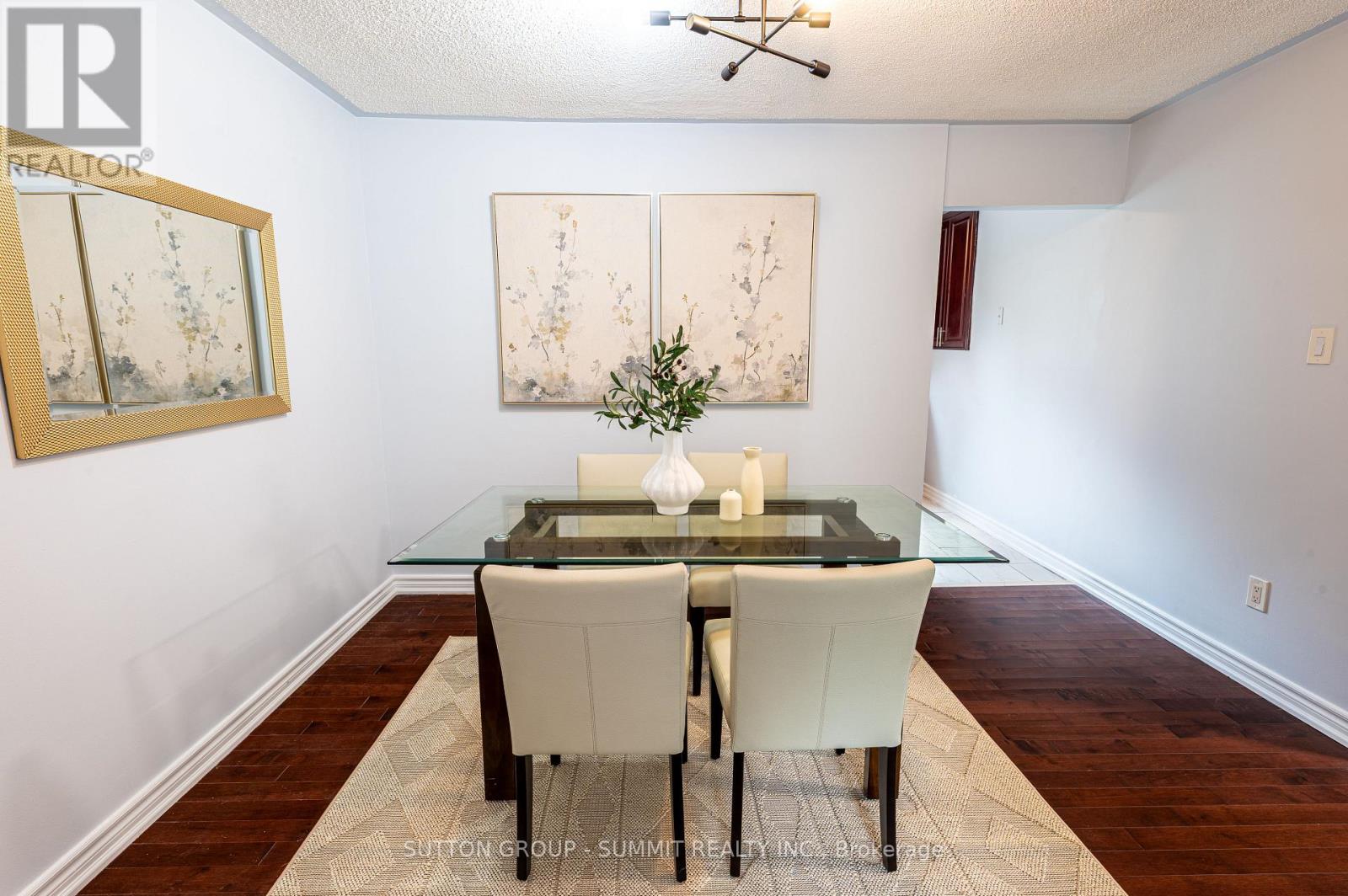 134 Song Meadowway, Toronto, Ontario  M2H 2T7 - Photo 9 - C12389302