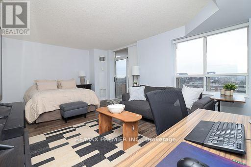 721 - 650 Lawrence Avenue, Toronto, Ontario  M6A 3E8 - Photo 7 - C12389363