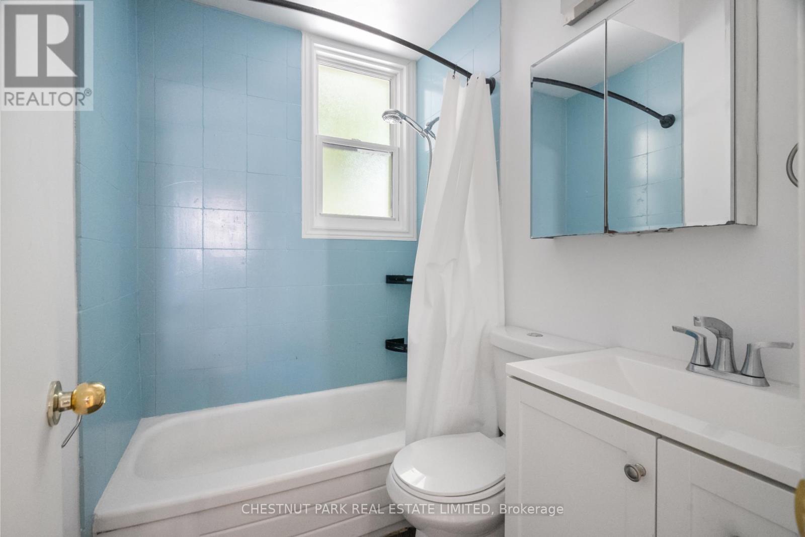371 Howland Avenue, Toronto, Ontario  M5R 3C1 - Photo 15 - C12389388