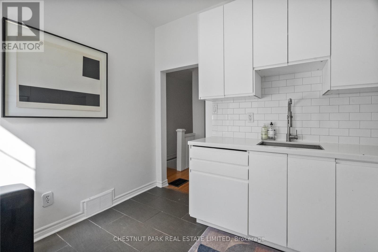 371 Howland Avenue, Toronto, Ontario  M5R 3C1 - Photo 26 - C12389388