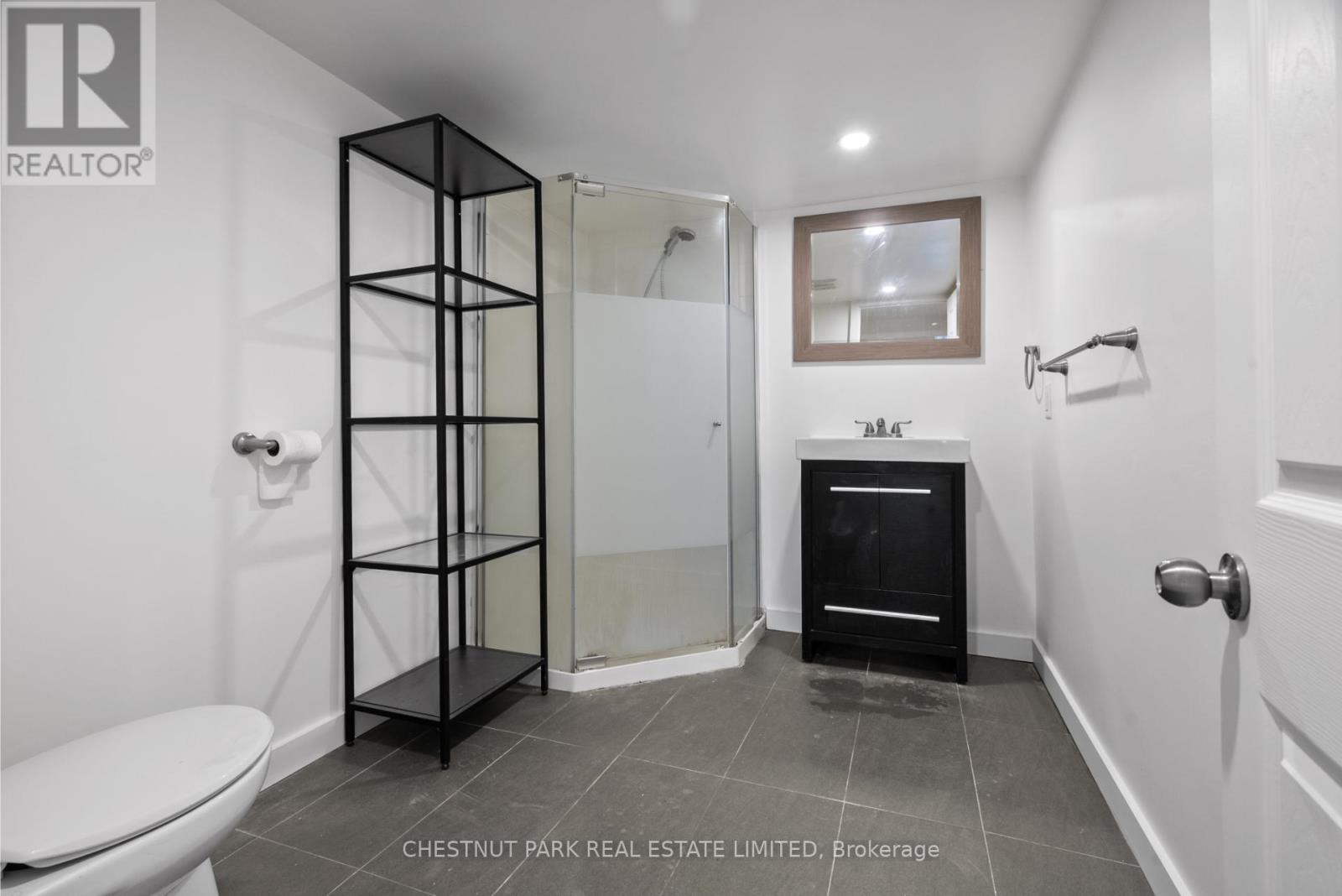 371 Howland Avenue, Toronto, Ontario  M5R 3C1 - Photo 43 - C12389388