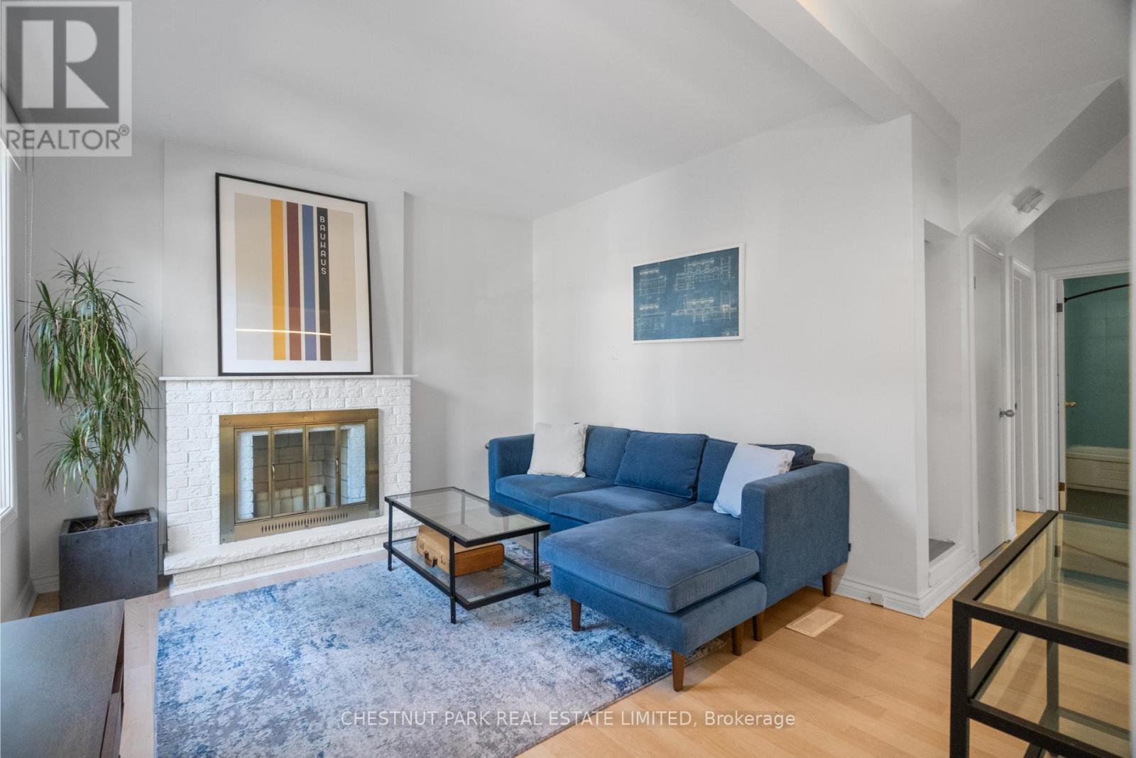 371 Howland Avenue, Toronto, Ontario  M5R 3C1 - Photo 7 - C12389388