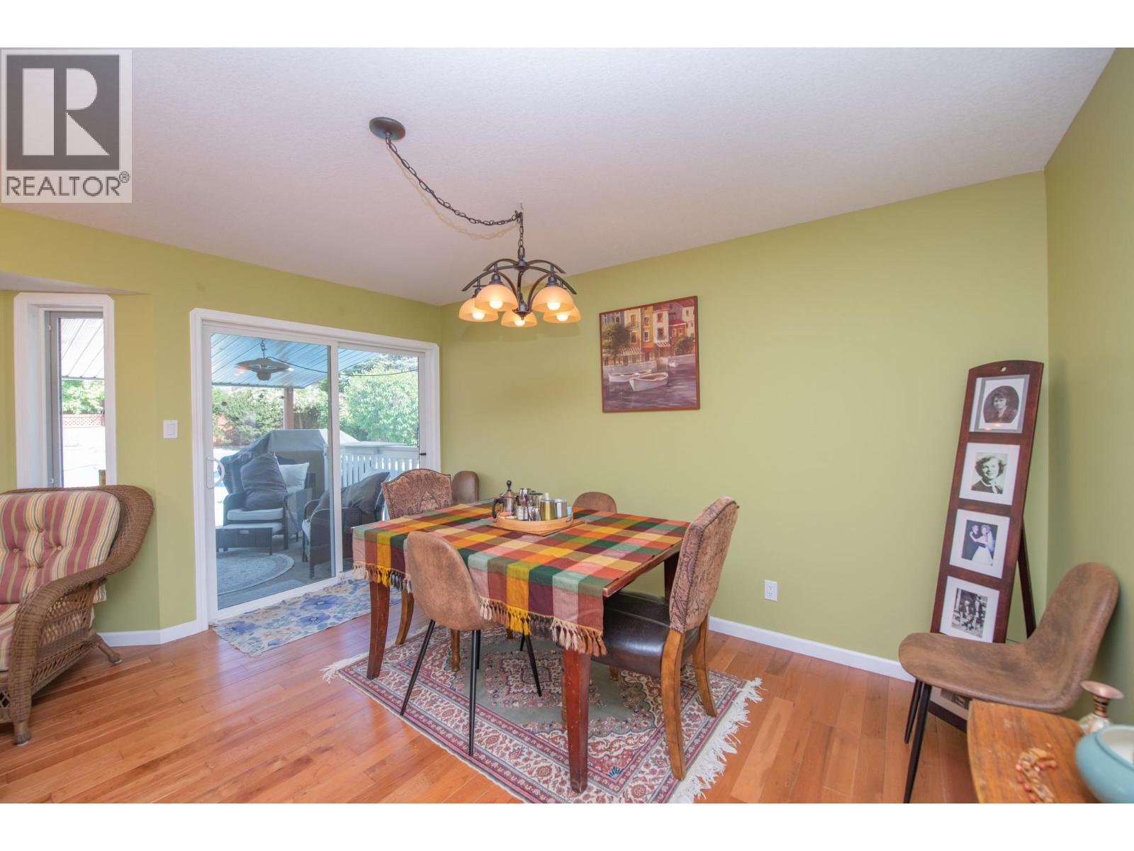 8841 Michael Drive, Coldstream, British Columbia  V1B 2P5 - Photo 15 - 10362068