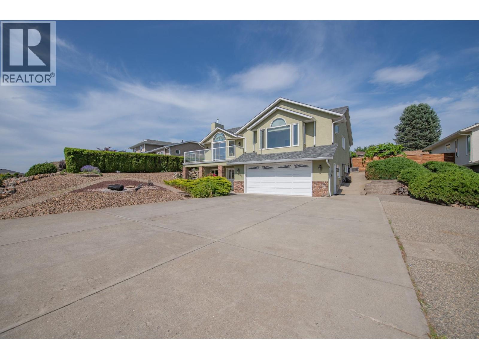 8841 Michael Drive, Coldstream, British Columbia  V1B 2P5 - Photo 4 - 10362068