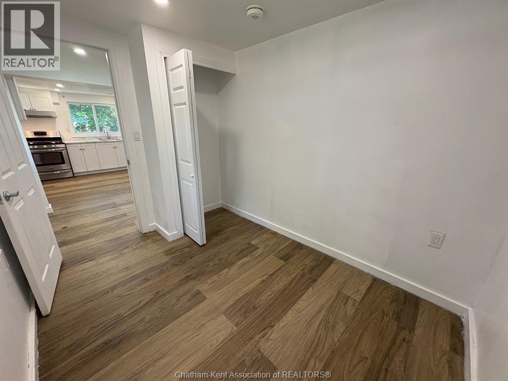 8 Siskind Court, Chatham, Ontario  N7L 5A1 - Photo 15 - 25017007