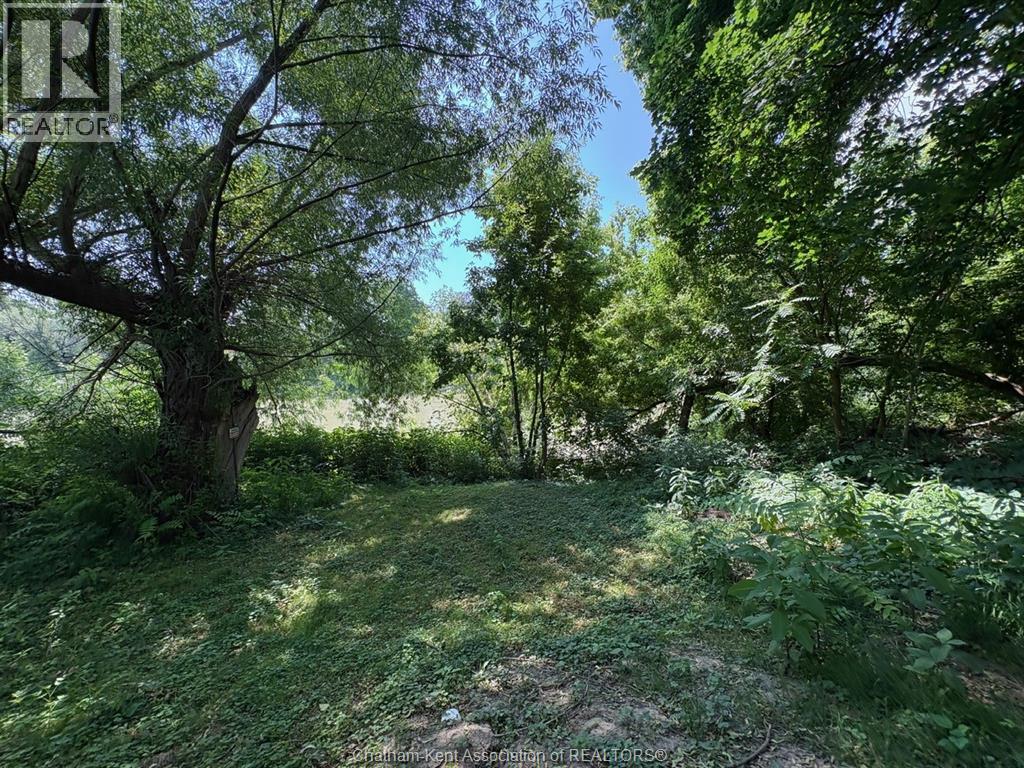 8 Siskind Court, Chatham, Ontario  N7L 5A1 - Photo 26 - 25017007