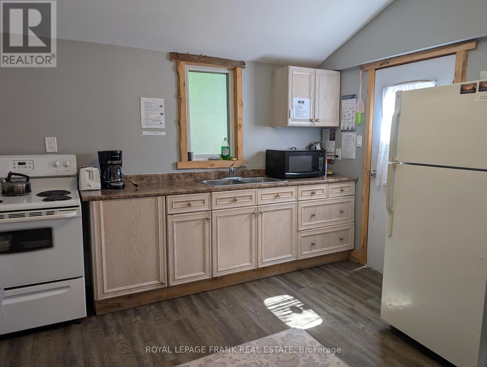 5 - 230-232 Lake Dalrymple Road, Kawartha Lakes, Ontario  L0K 1W0 - Photo 3 - X12389465