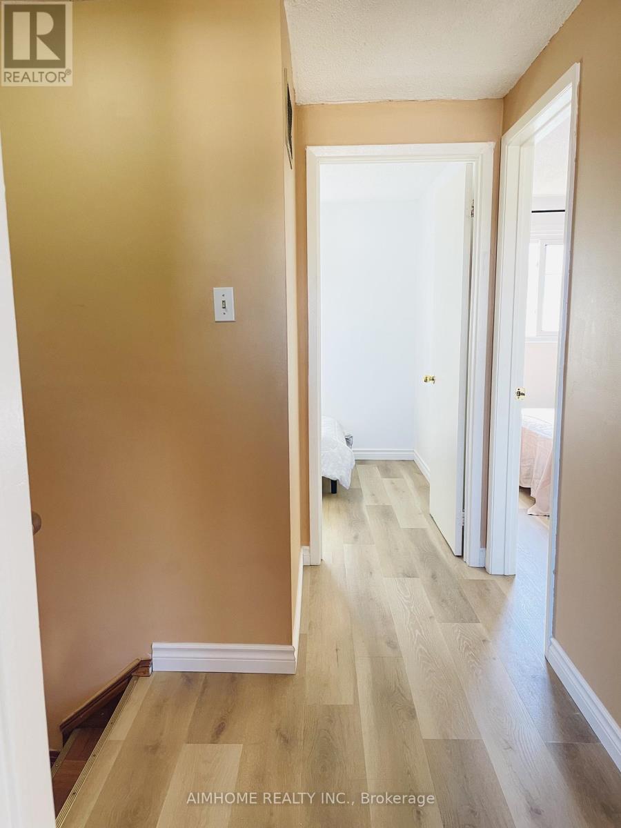 41 Pettigrew Court, Markham, Ontario  L3S 1K4 - Photo 12 - N12389117