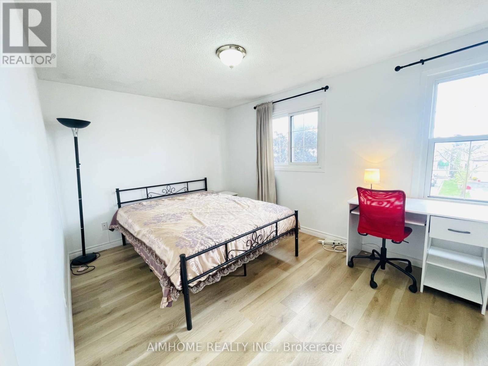 41 Pettigrew Court, Markham, Ontario  L3S 1K4 - Photo 8 - N12389117
