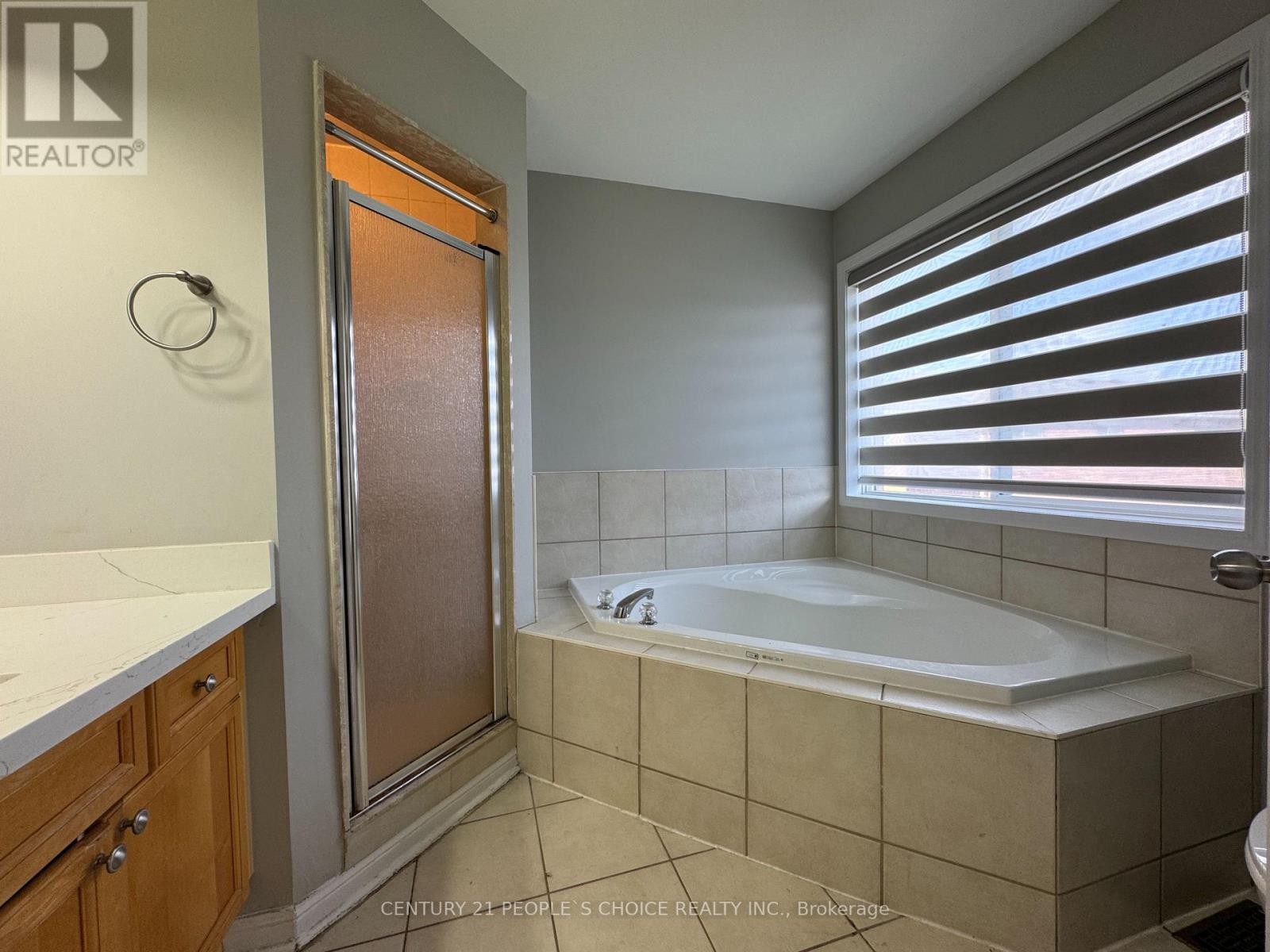 657 Thompson Road S, Milton, Ontario  L9T 5W8 - Photo 26 - W12323850