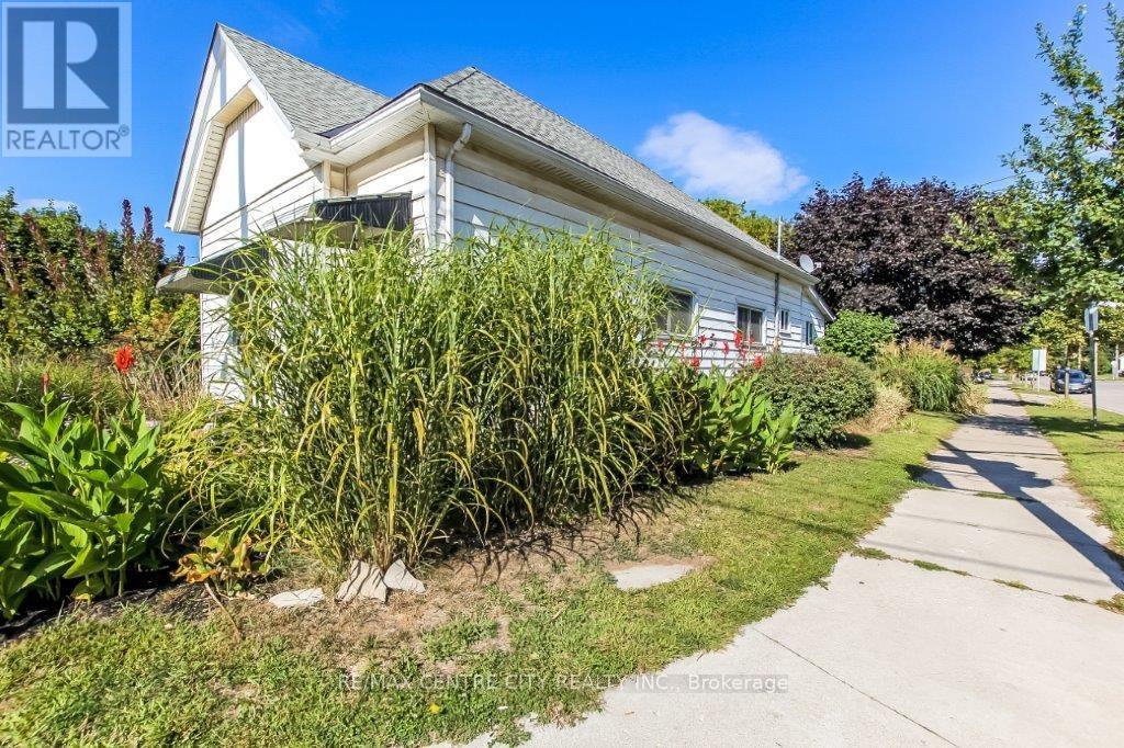 48 Adelaide Street S, London South, Ontario  N5Z 3K2 - Photo 2 - X12389445