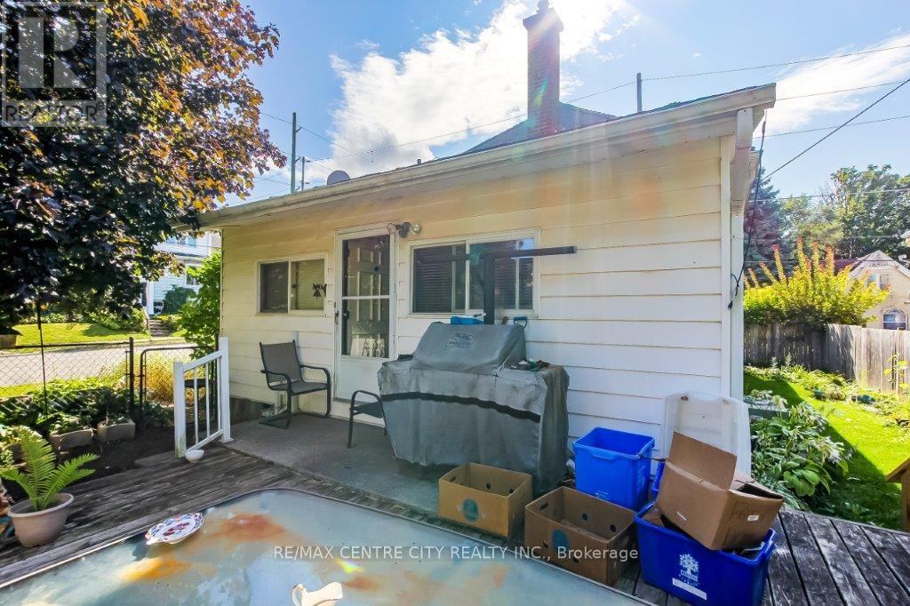 48 Adelaide Street S, London South, Ontario  N5Z 3K2 - Photo 3 - X12389445