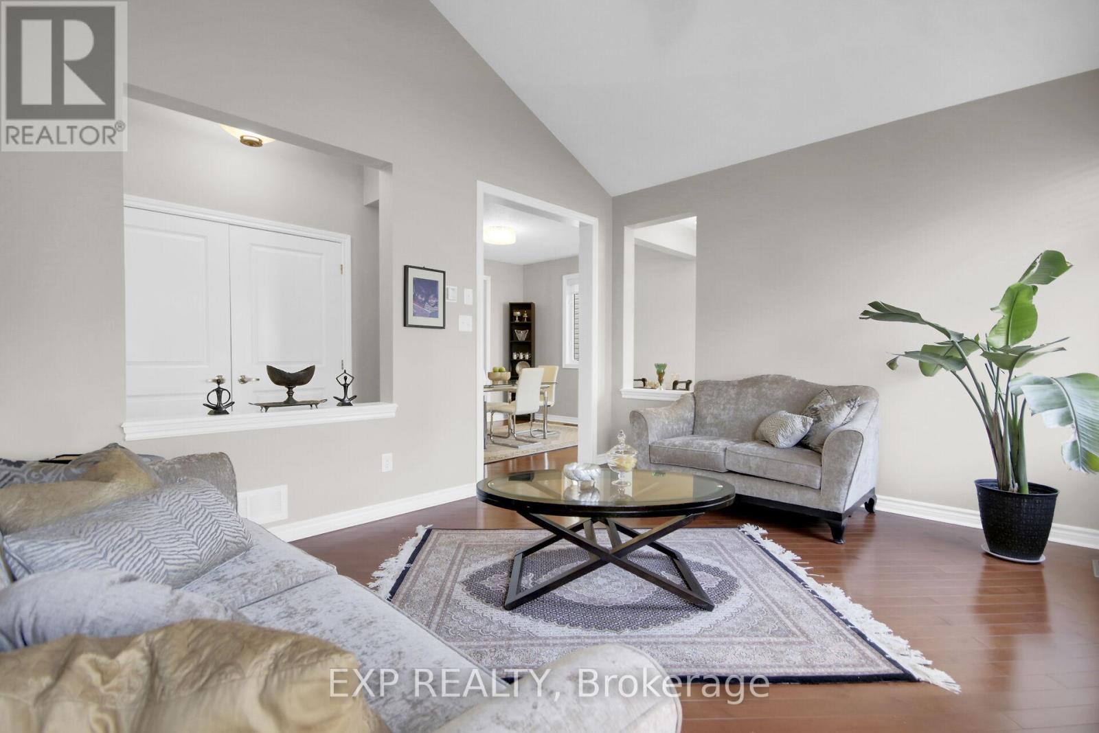 2629 Watermusic Bay Crescent, Ottawa, Ontario  K2J 0T4 - Photo 17 - X12389463