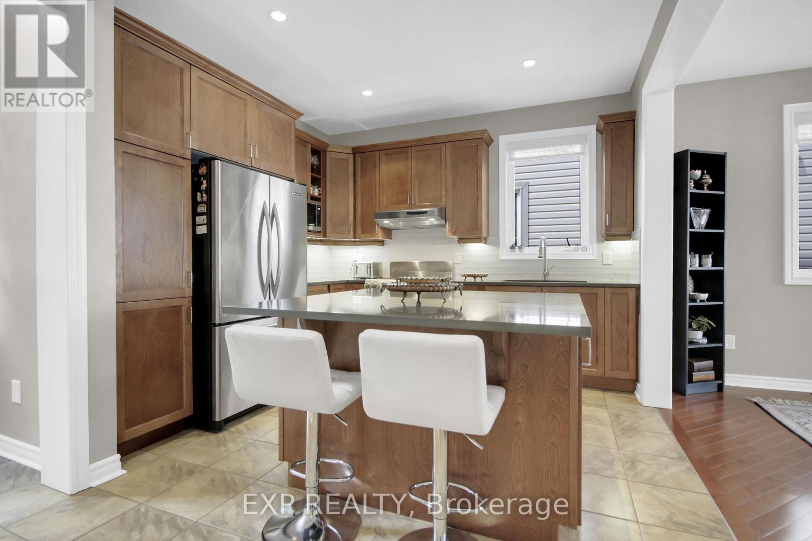 2629 Watermusic Bay Crescent, Ottawa, Ontario  K2J 0T4 - Photo 8 - X12389463