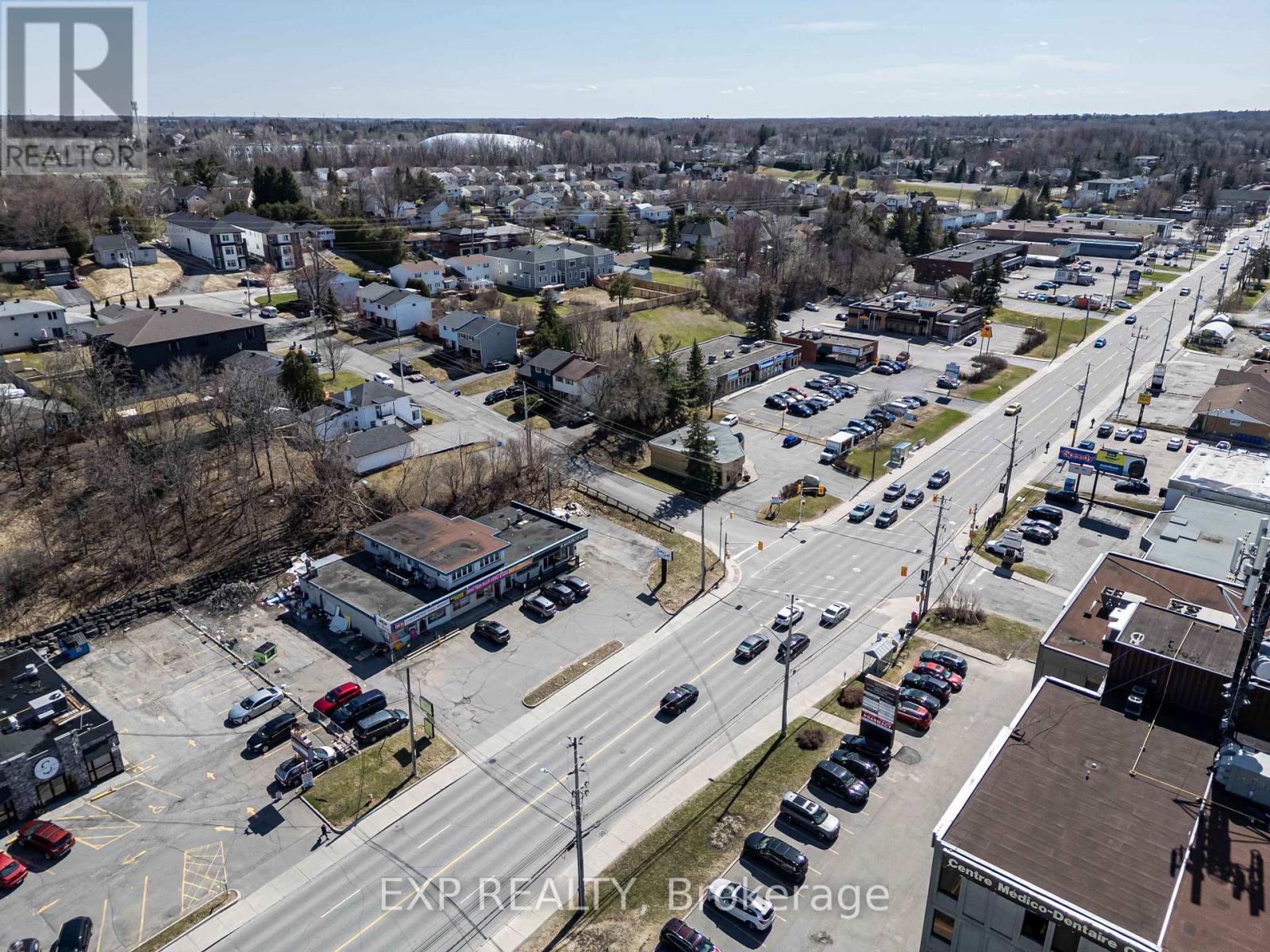 2564 - 2580 St Joseph Boulevard, Ottawa, Ontario K1C 1G3 - Photo 12 - X12389496