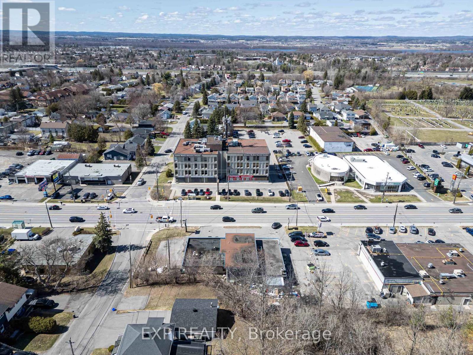 2564 - 2580 St Joseph Boulevard, Ottawa, Ontario K1C 1G3 - Photo 18 - X12389496