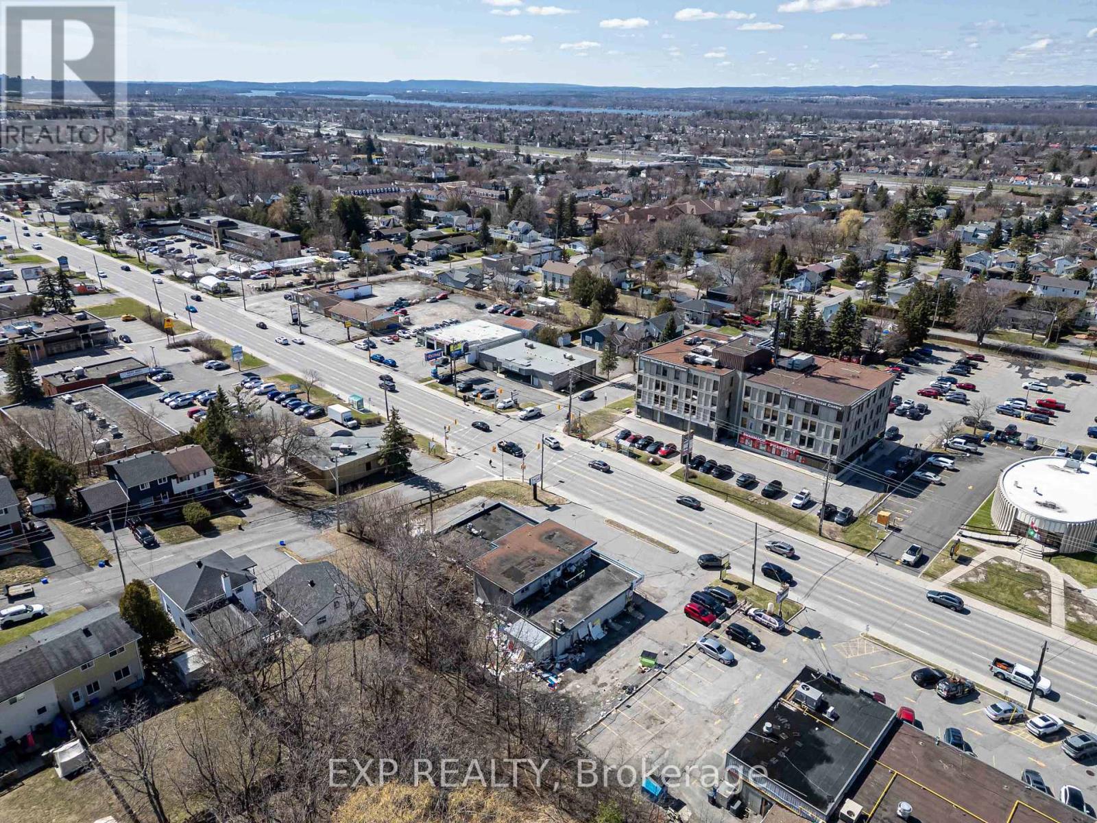 2564 - 2580 St Joseph Boulevard, Ottawa, Ontario K1C 1G3 - Photo 19 - X12389496