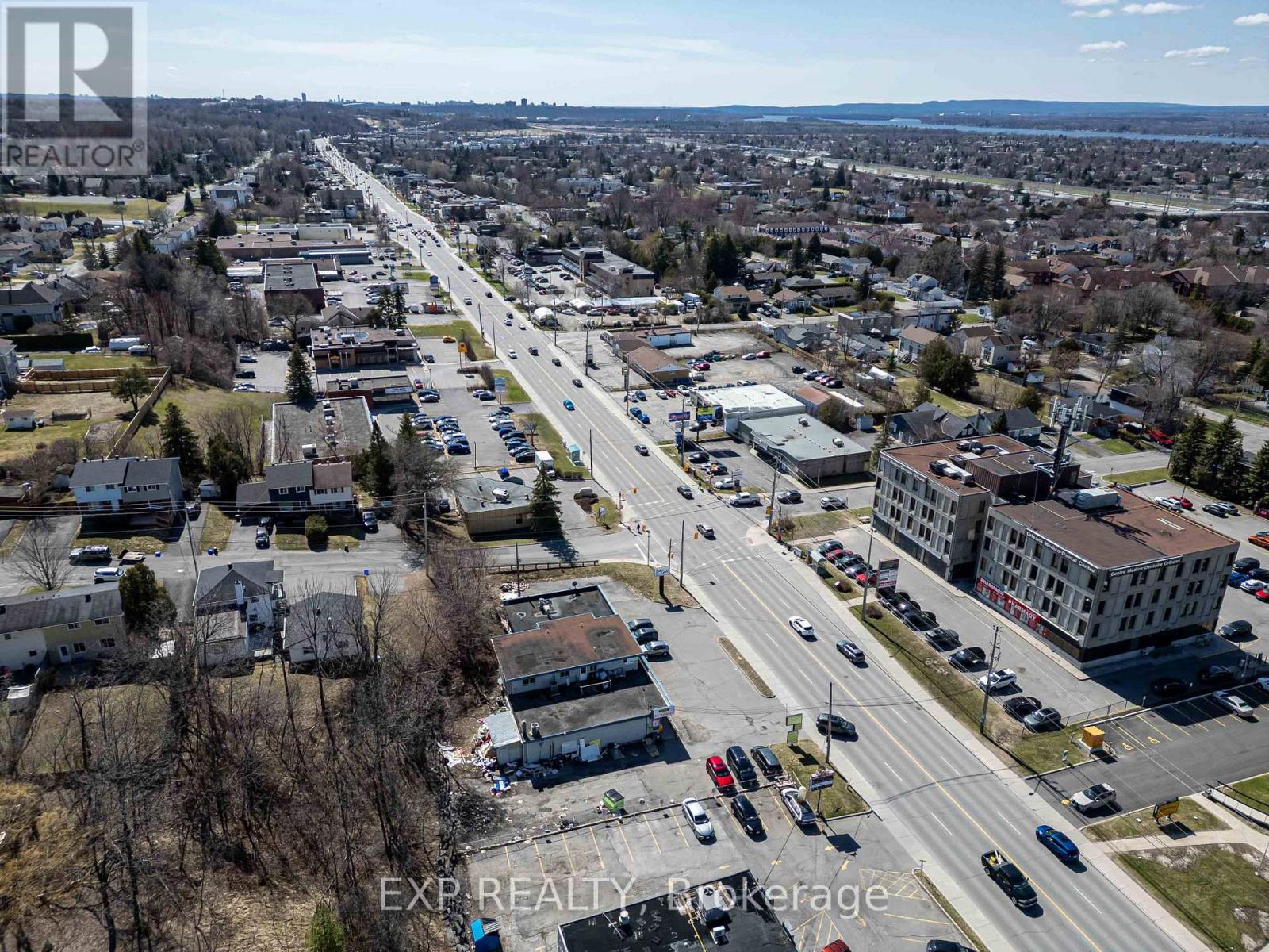 2564 - 2580 St Joseph Boulevard, Ottawa, Ontario K1C 1G3 - Photo 20 - X12389496