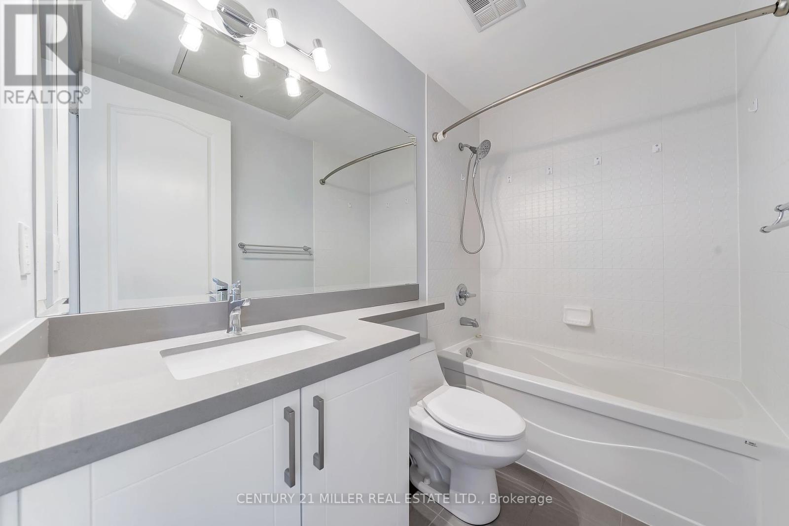 1619 - 60 South Town Centre Boulevard, Markham, Ontario  L6G 0C5 - Photo 15 - N12389301